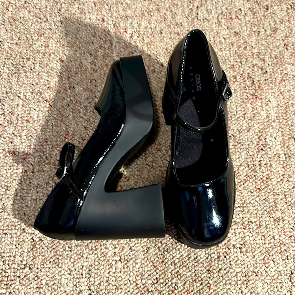 ASOS Wide-Fit size 8 chunky platform heels